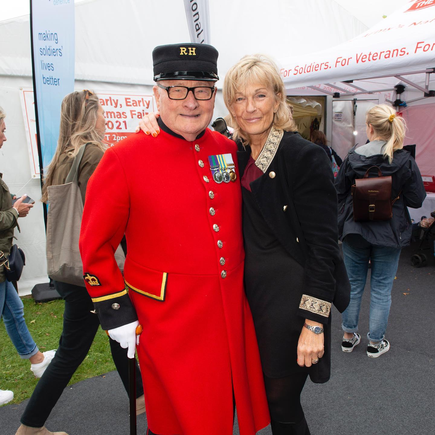 Early Early Christmas Fair to go ahead in Queen's honour GHR Salisbury